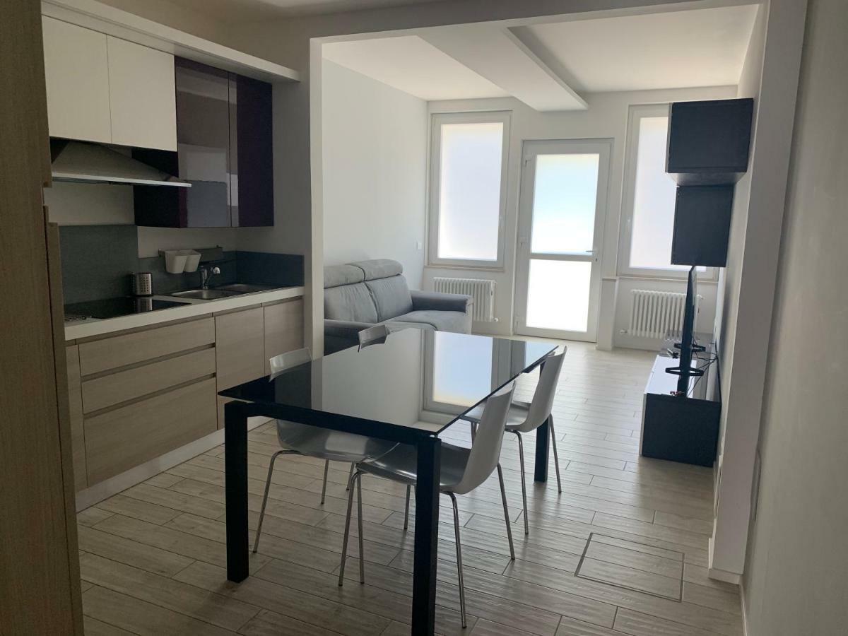Il Parco Di Yuki Apartment Ancona Ngoại thất bức ảnh